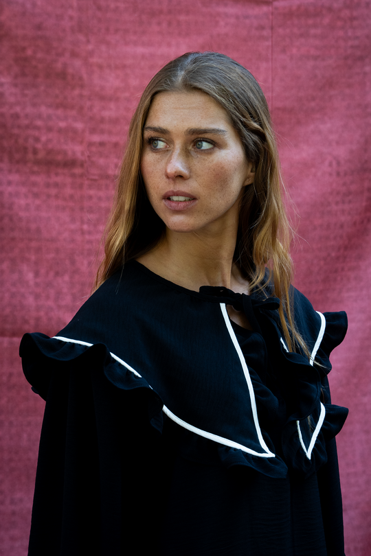 Blusa Reina Sofía BLACK