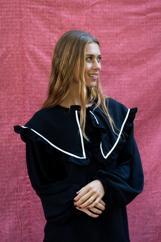 Blusa Reina Sofía BLACK