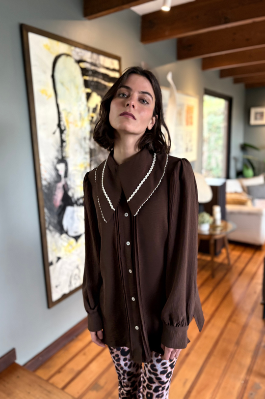 Blusa Queen Elisa brown