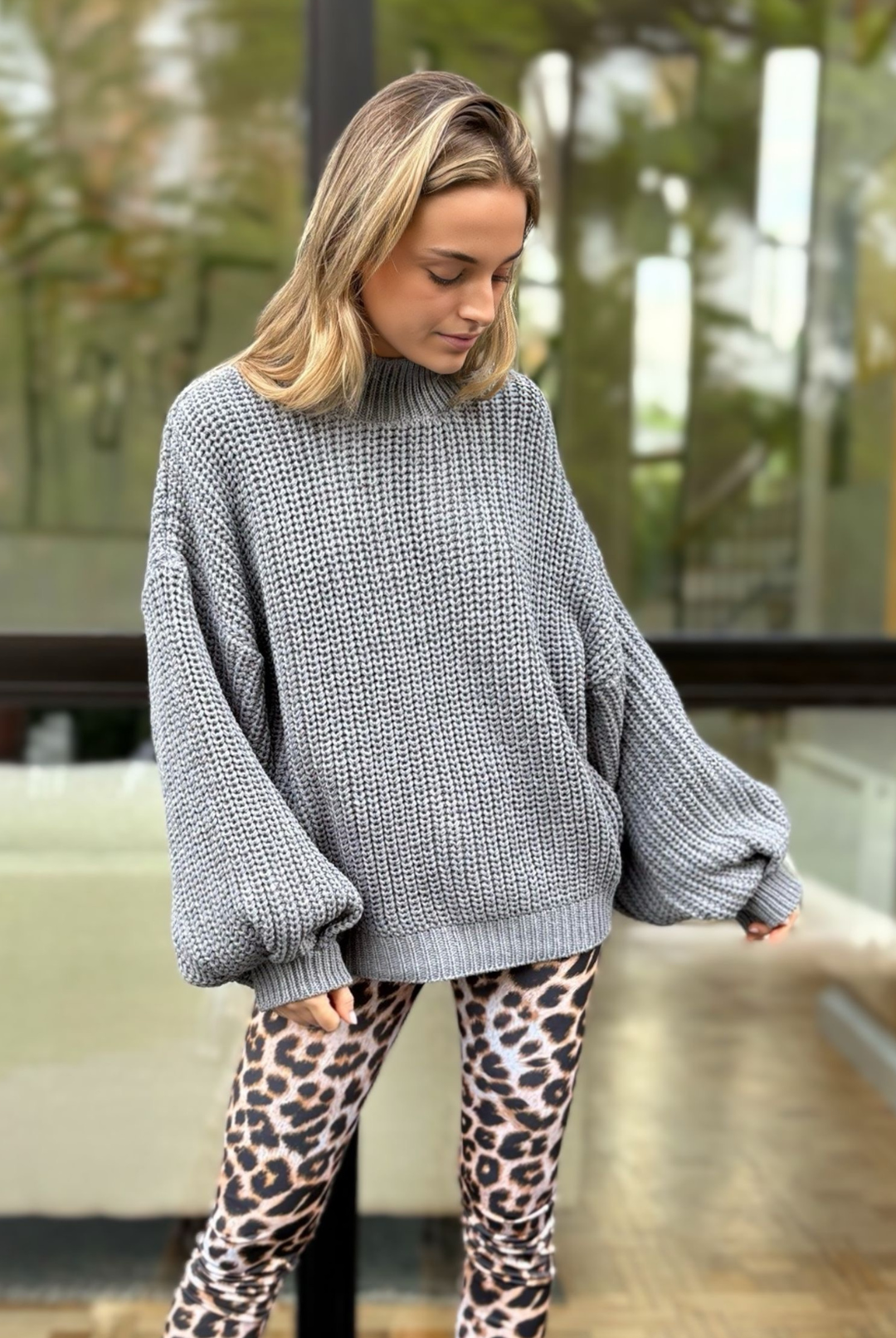 Sweater Blanca Sofía Grey