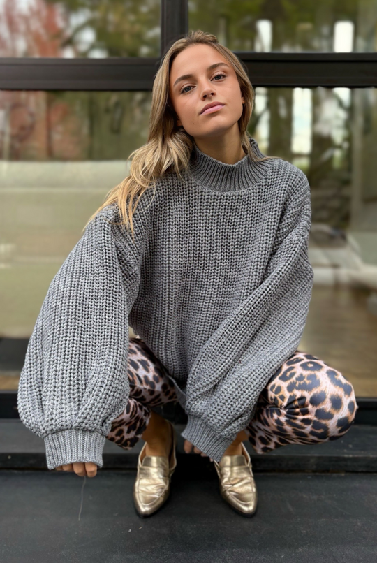 Sweater Blanca Sofía Grey
