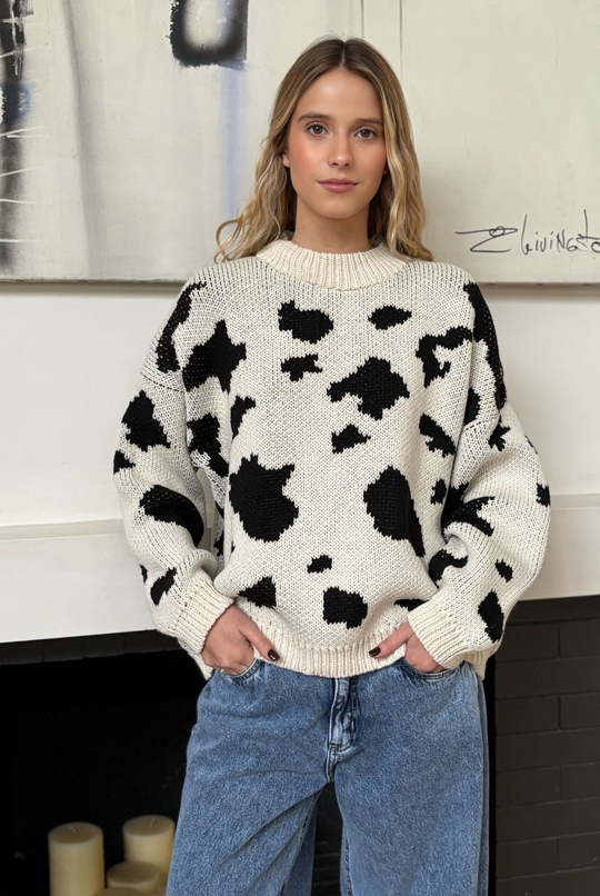 Sweater cow