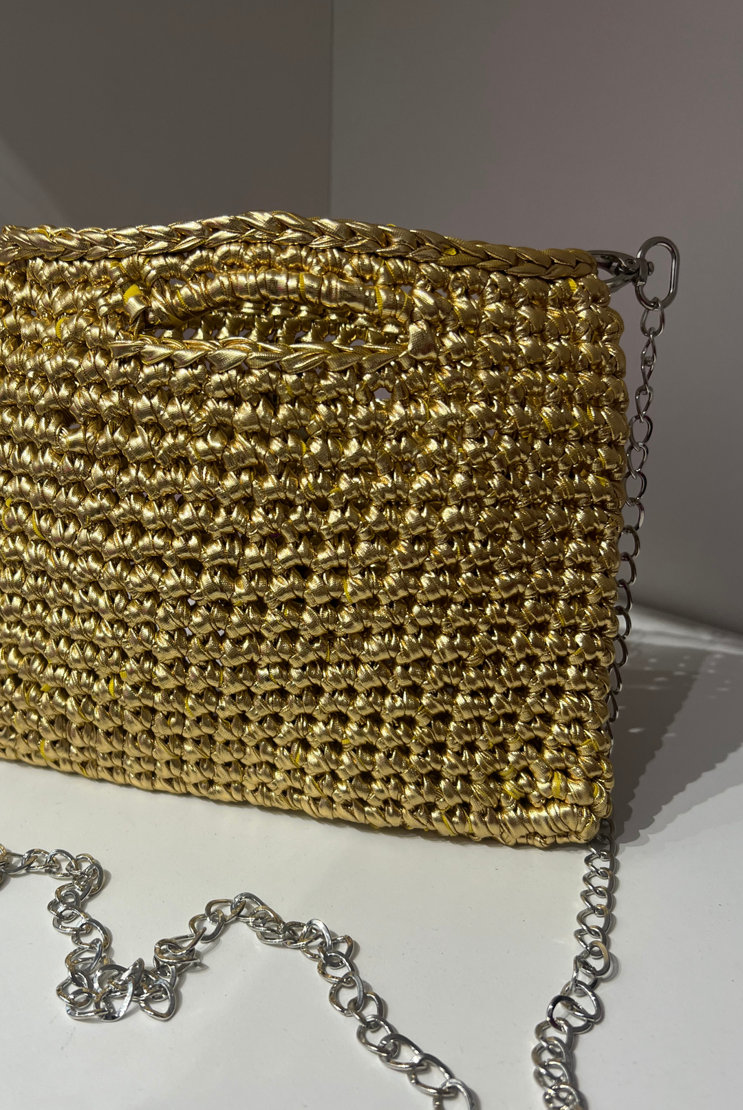 Cartera Rafia Dorado