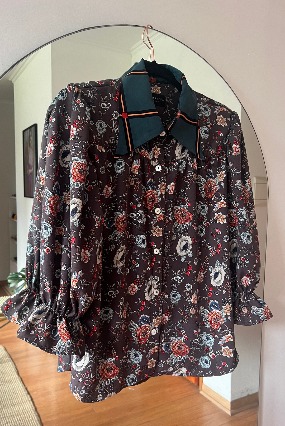 Blusa Rafaela Brown Flowers