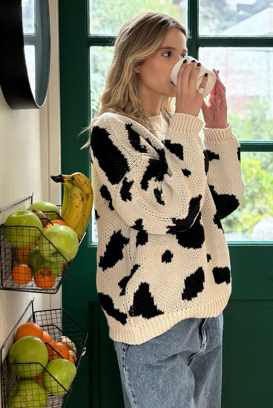 Sweater cow