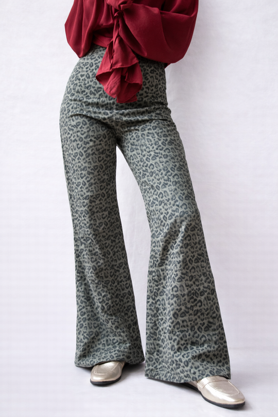 Pantalón leopardo Green