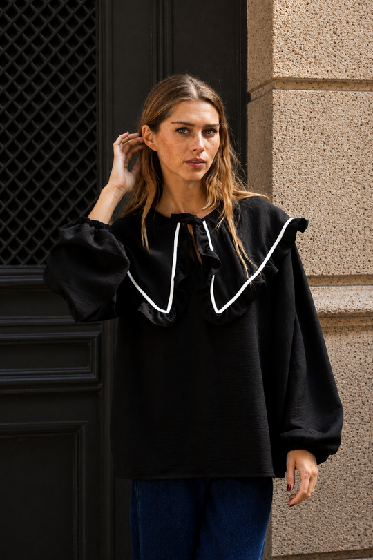 Blusa Reina Sofía BLACK