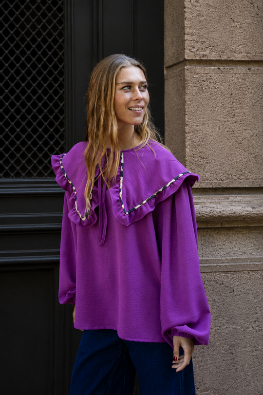Blusa Reina Sofía MAGENTA