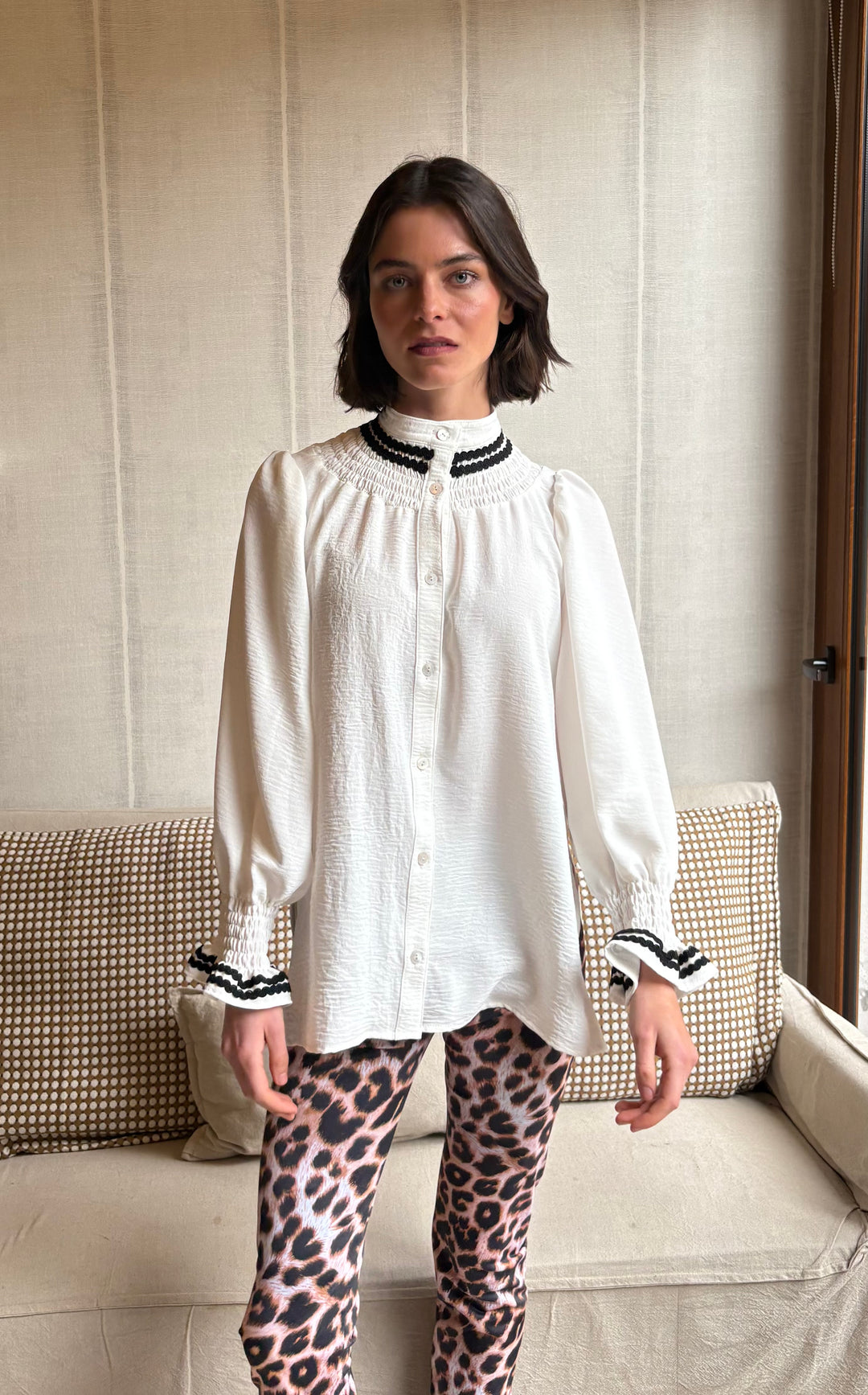 Blusa Queen Elisa White